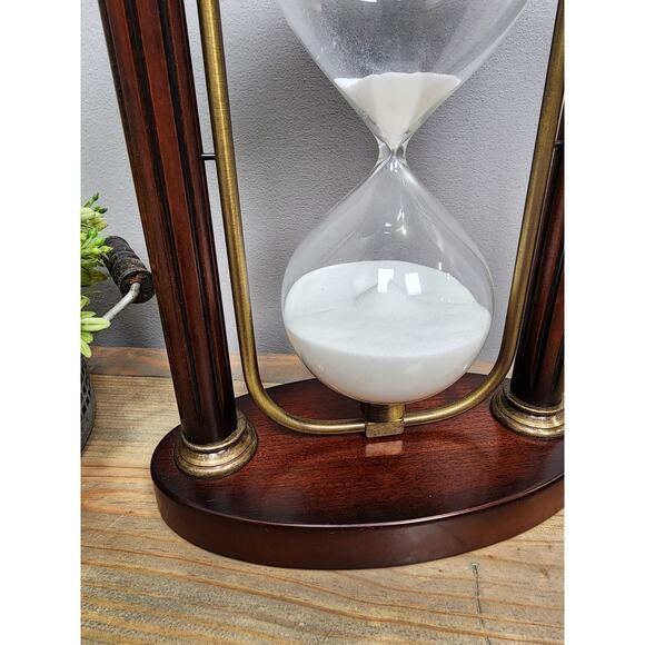 VINTAGE SAND CLOCK HOURGLASS by BOMBAY Co. Mahogany & Brass Flips Over 10.5" - Picture 6 of 10
